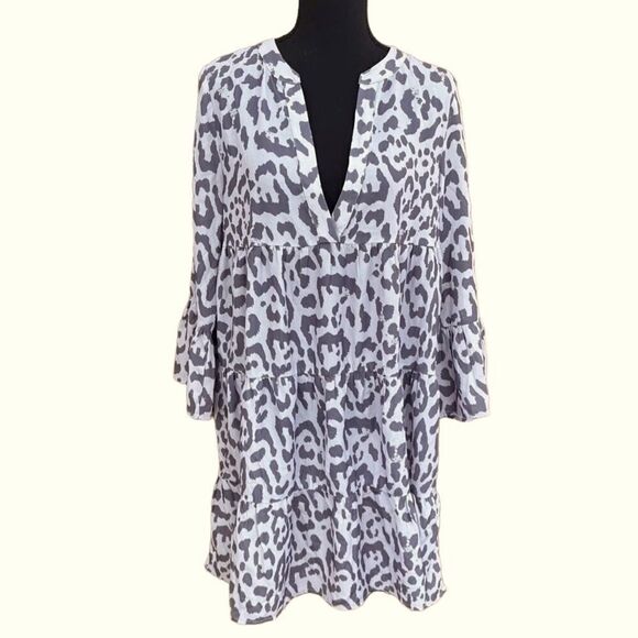Mazik gray animal print ruffled boho style dress with bell sleeves size M - Picture 1 of 6